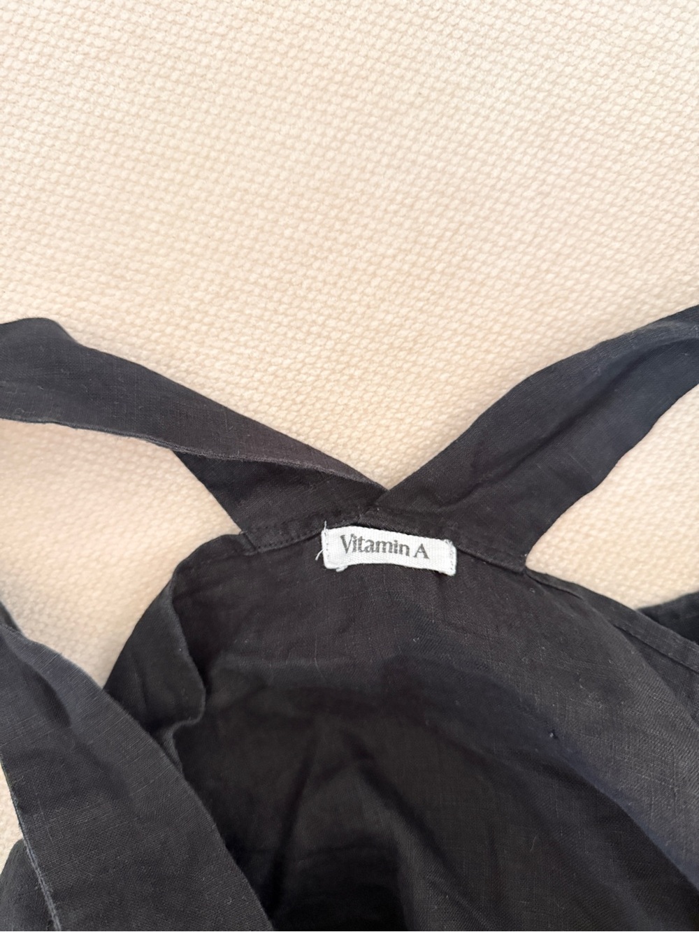 Vitamin A Black Square-Neck 100% Linen Crop Top - Picture 3 of 3